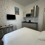 Urban Lounge Apartments